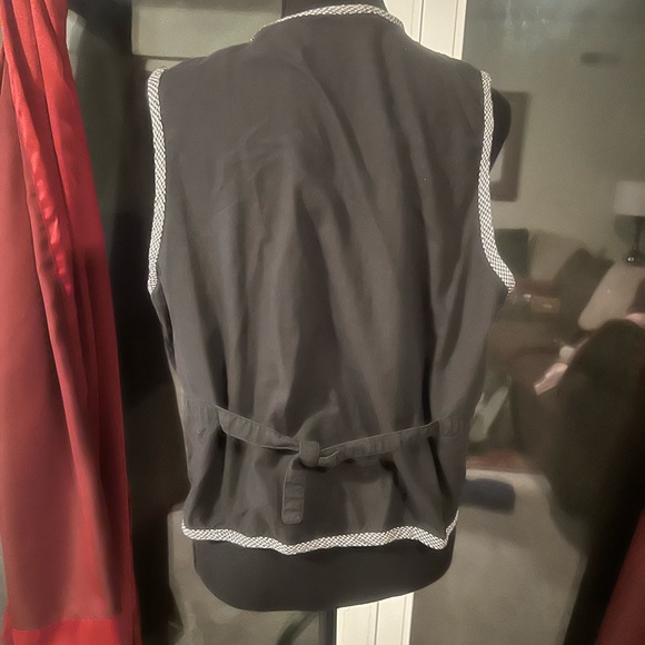 Halloween Vest - Picture 3 of 3